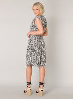 Load image into Gallery viewer, Libby Printed Dress
