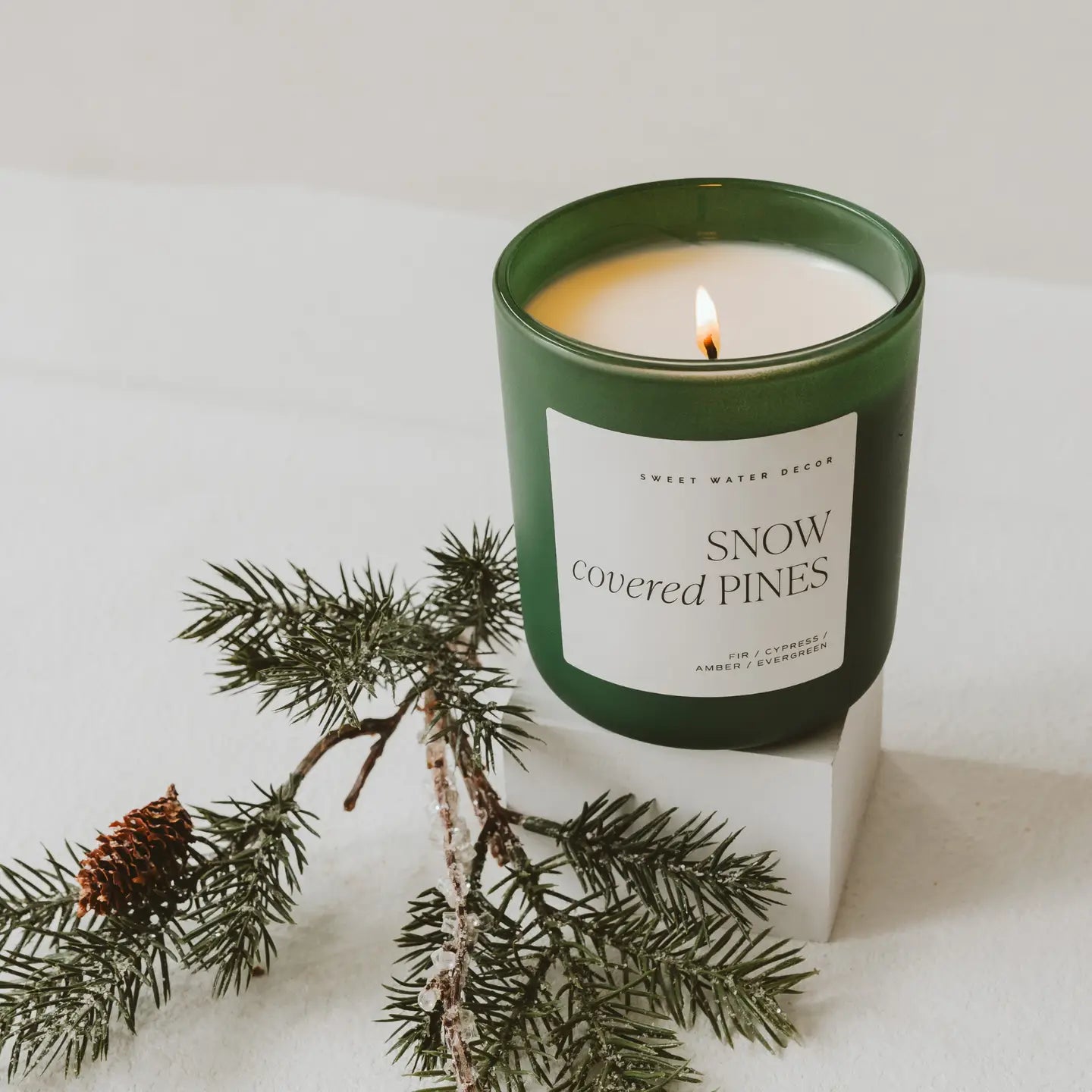 Snow Covered Pines -15oz Candle