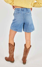 Load image into Gallery viewer, Evelyn Denim Shorts
