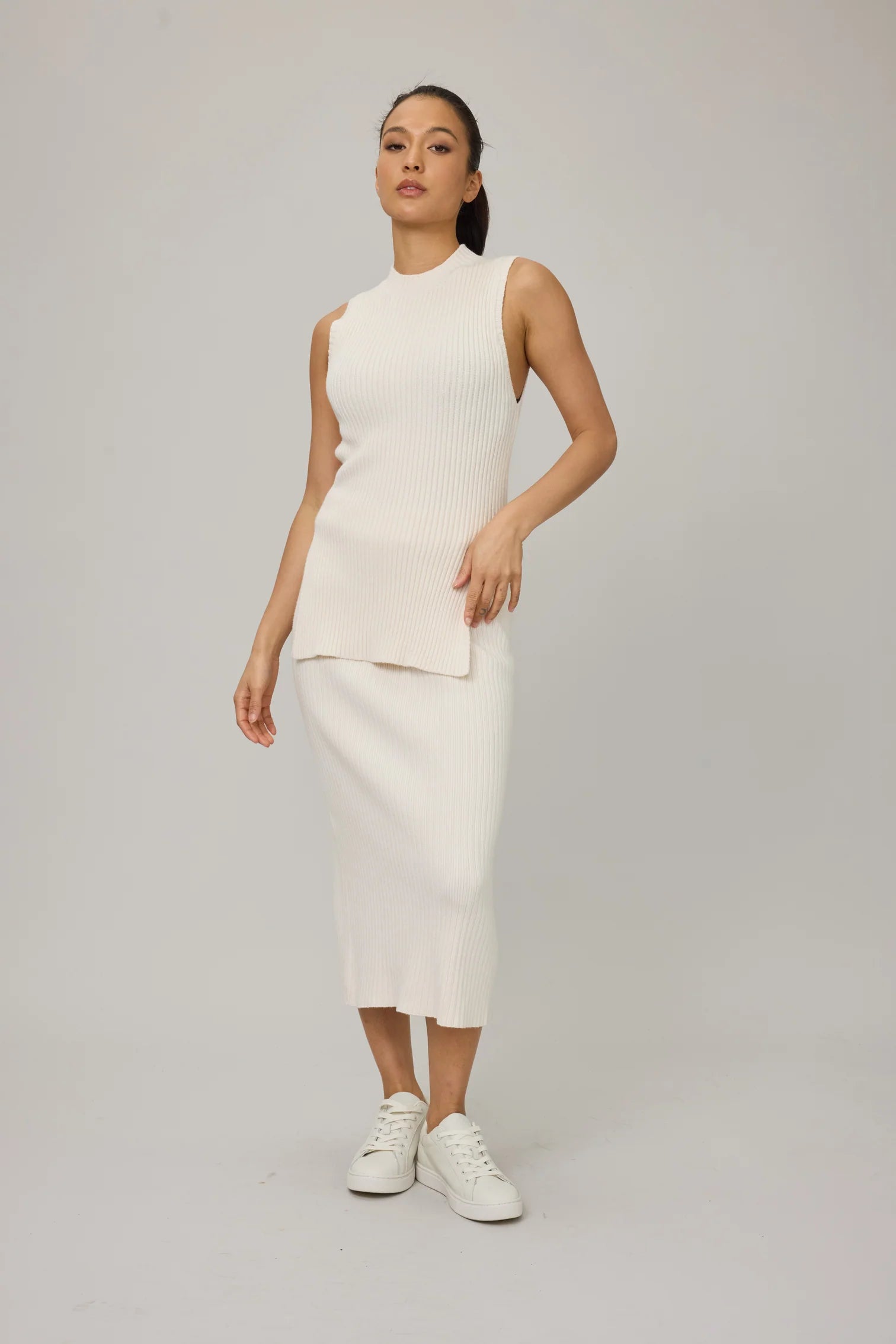 Ribbed Knit Pencil Skirt
