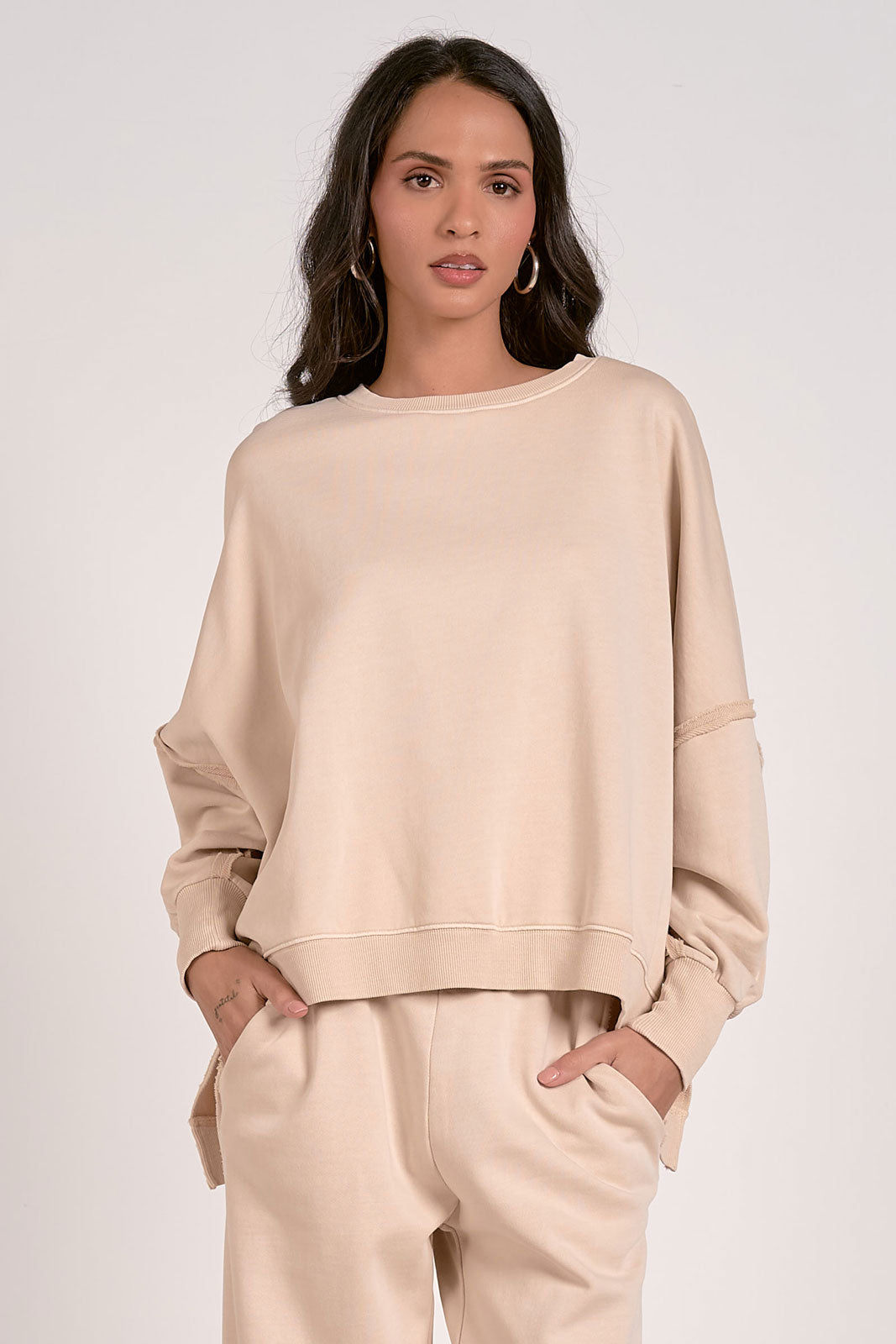 Unwind Crewneck Sweatshirt - Sandy Shore