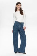 Load image into Gallery viewer, Brooklyn Jeans
