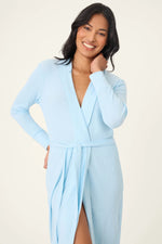 Load image into Gallery viewer, Essential Textured Robe
