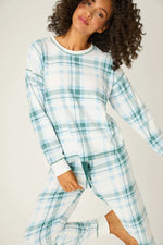 Load image into Gallery viewer, Winter Wonderland Velour Set
