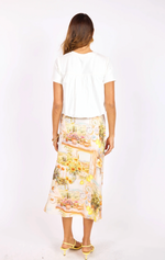 Load image into Gallery viewer, Lily Pond Bubble Tee
