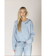 Load image into Gallery viewer, Akira Heart Sweater
