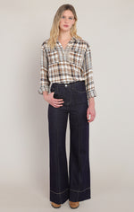 Load image into Gallery viewer, Classic Plaid Shirt
