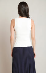 Load image into Gallery viewer, Scallop Knit Tank
