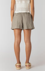 Load image into Gallery viewer, Molly Mid-Rise Shorts

