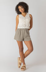 Load image into Gallery viewer, Molly Mid-Rise Shorts
